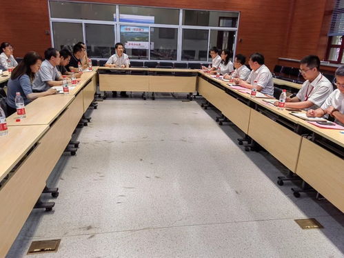 共筑技術強國夢 計算機教工黨支部與中科芯集成電路西安分公司黨支部聯合組織生活紀實